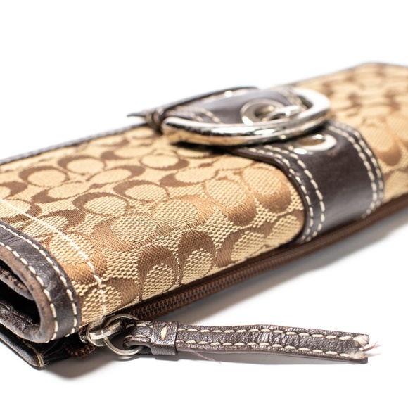 Coach Soho Trifold Large Wallet with Checkbook - Picture 6 of 6